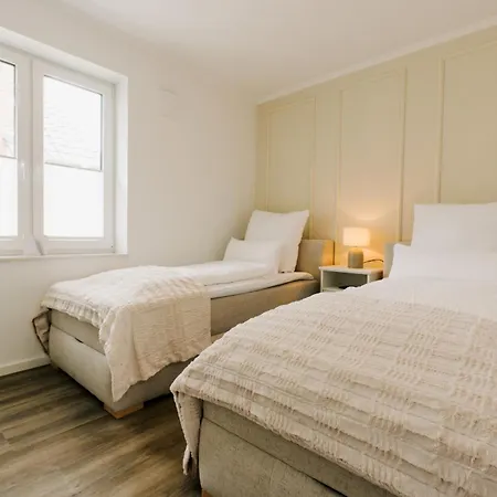 Kuesten De Diek - 2 Direkte Deichlage, Hafenblick, Balkon, 77qm