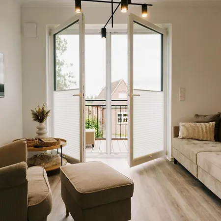 Apartment Kuesten De Diek - 2 Direkte Deichlage, Hafenblick, Balkon, 77qm *